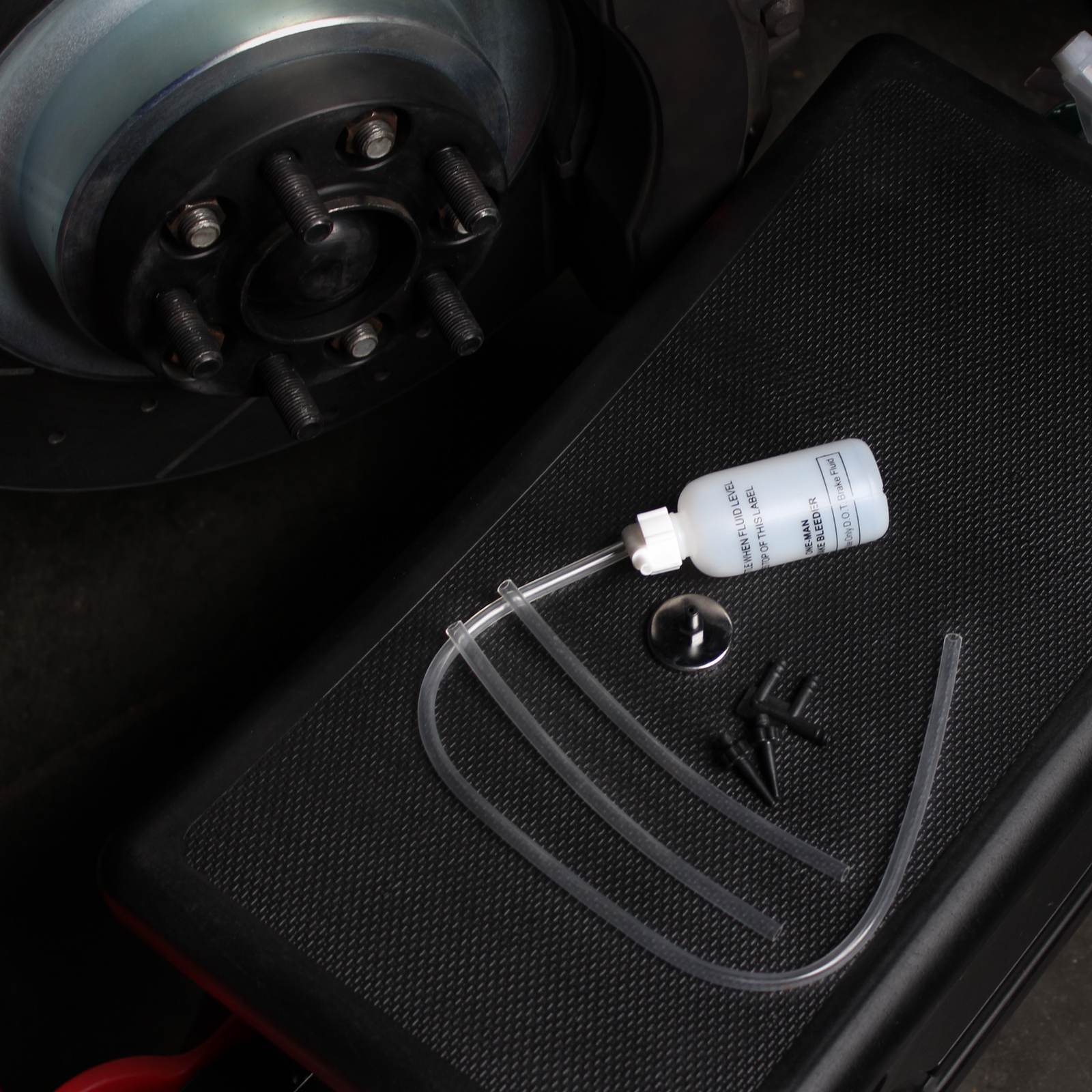 ABN | One Man Brake Bleeder Kit – Brake Bleeding Kit with Magnet