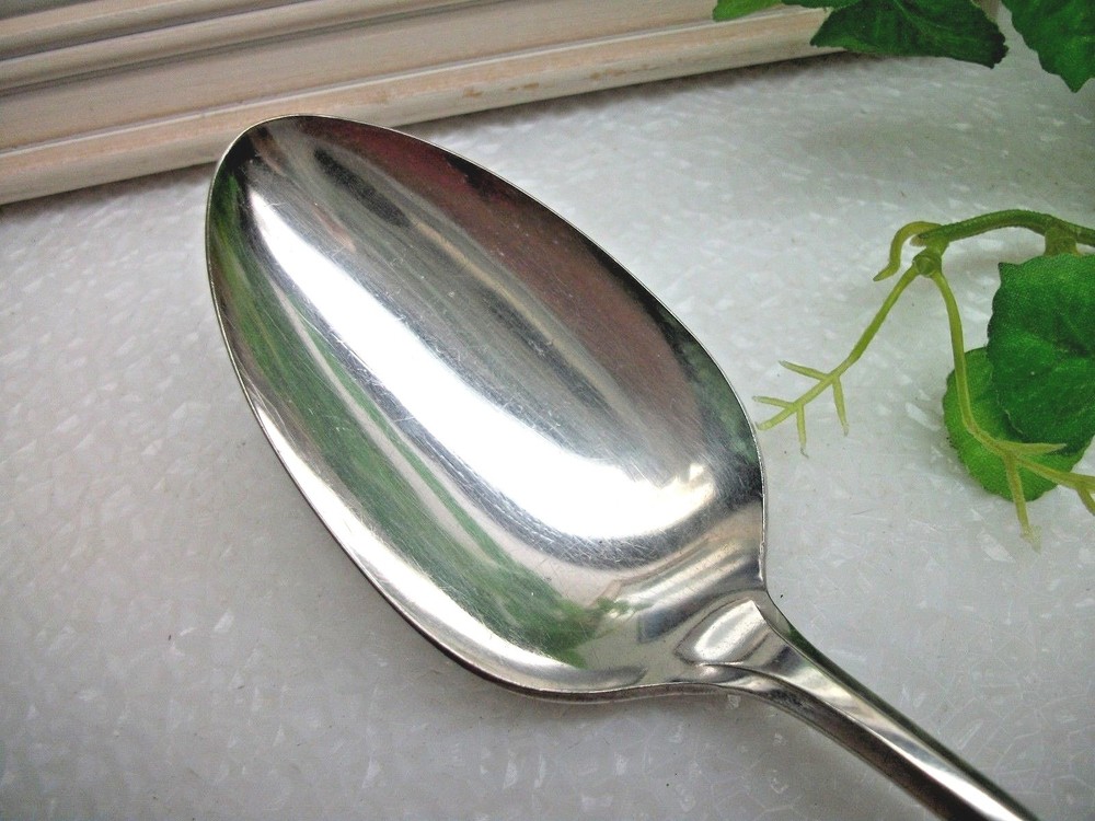 Oneida Community Silver Elite BEVERLY Silverplate Solid Serving Spoon 1921