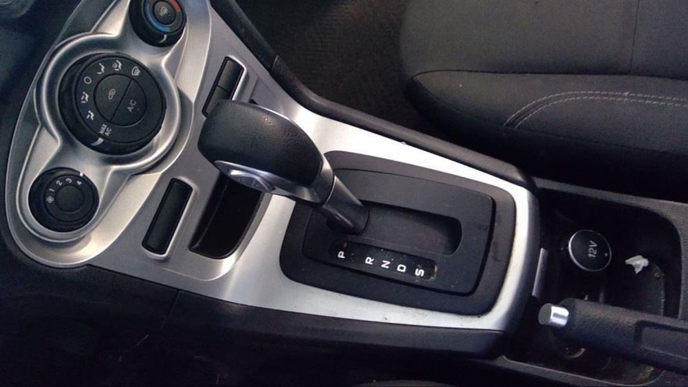 FIESTA    2016 Transmission Shift 656386