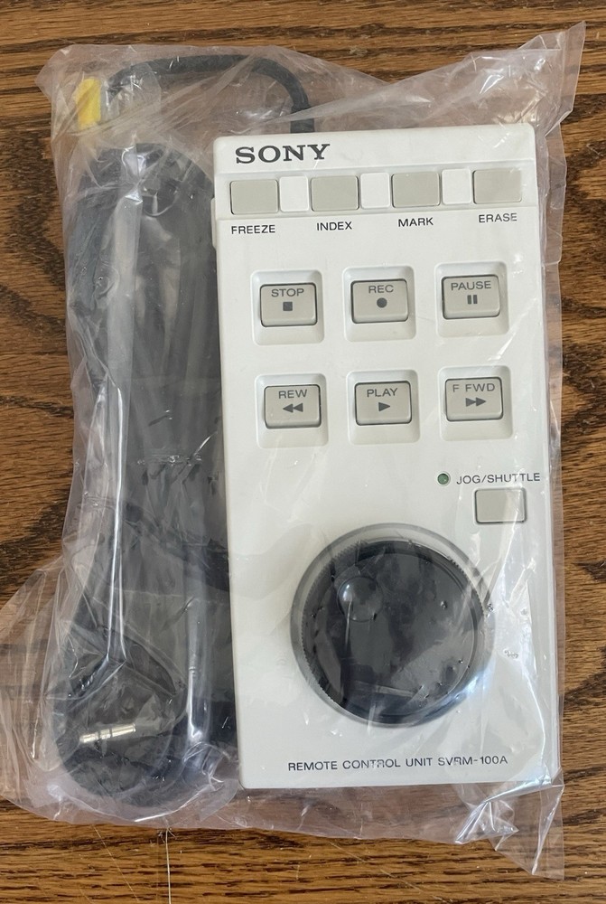 BRAND NEW SONY Remote Control Unit SVRM-100A