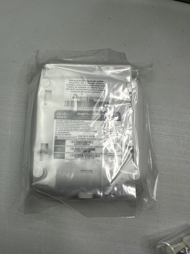 Cisco WAP121 Wireless-N Access Point with Single Point Setup New Opened