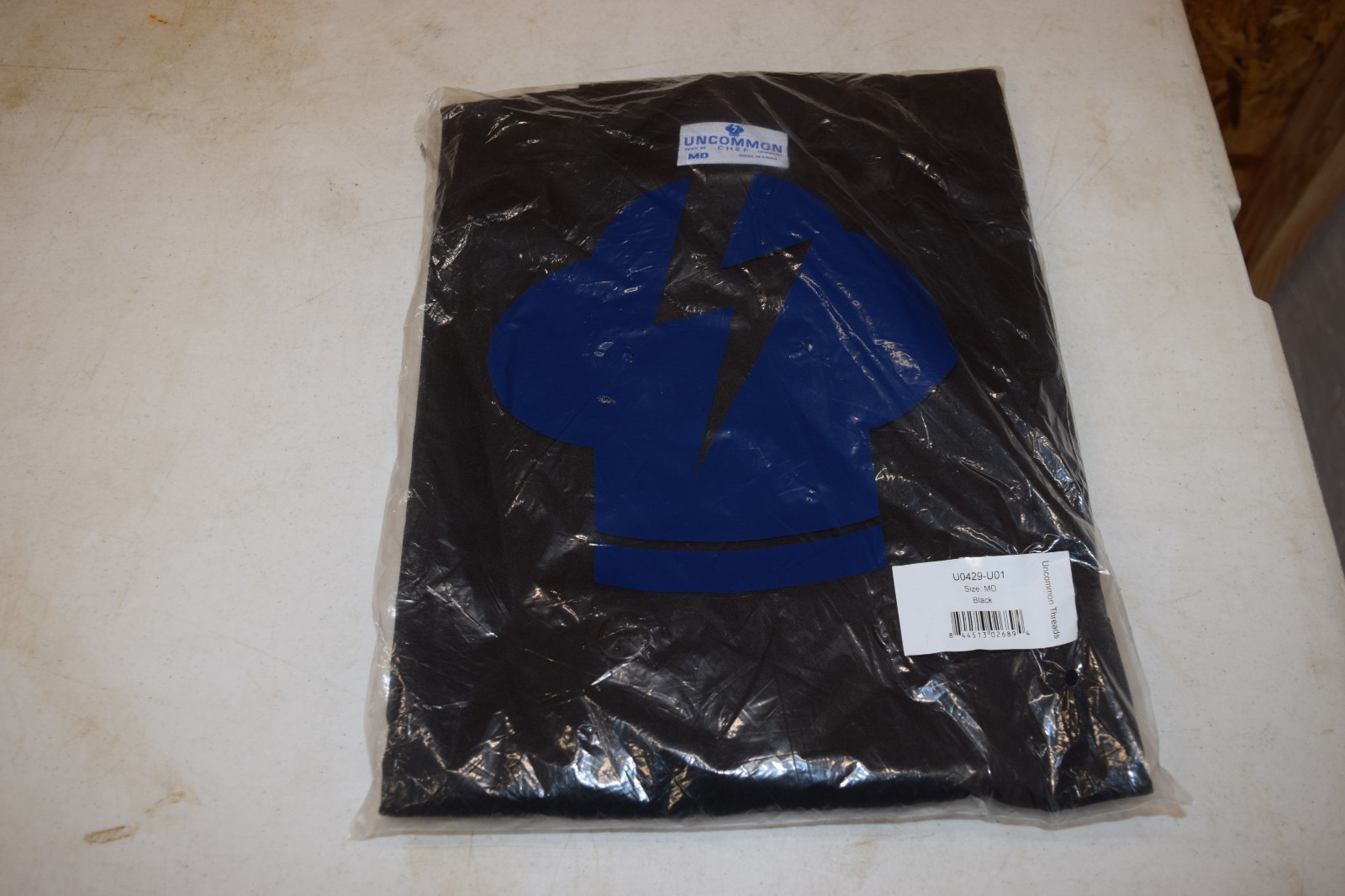 Uncommon Threads Chef Coat Montego Pro Vent Black Short Sleeve Medium