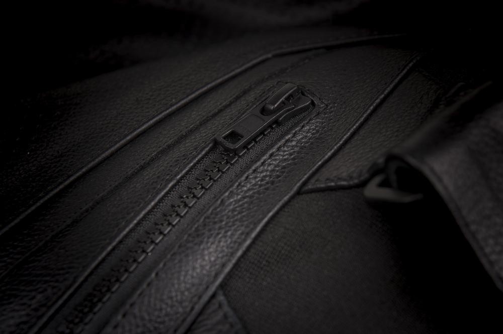 BLOCKADE VEST BLACK SM