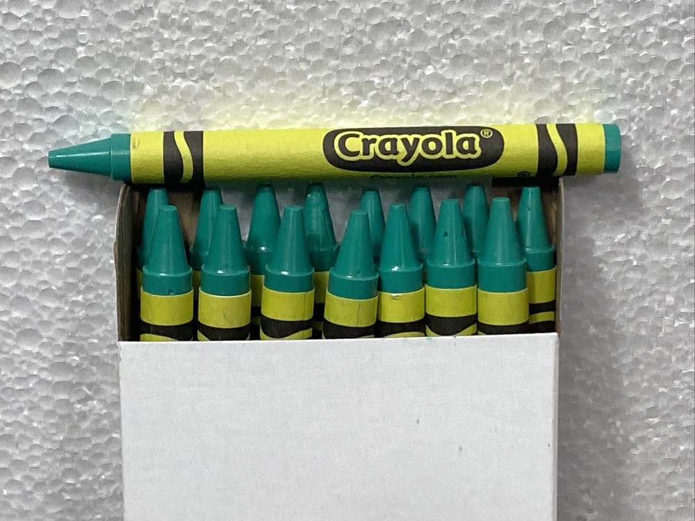 (16) Crayola Crayons (caribbean green) BULK