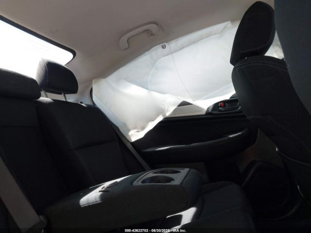 LEGACY 2018 Glove Box 2047862