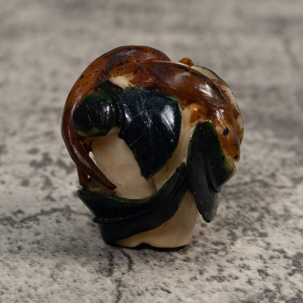 Double Brown Gecko Lizard Tagua Carving