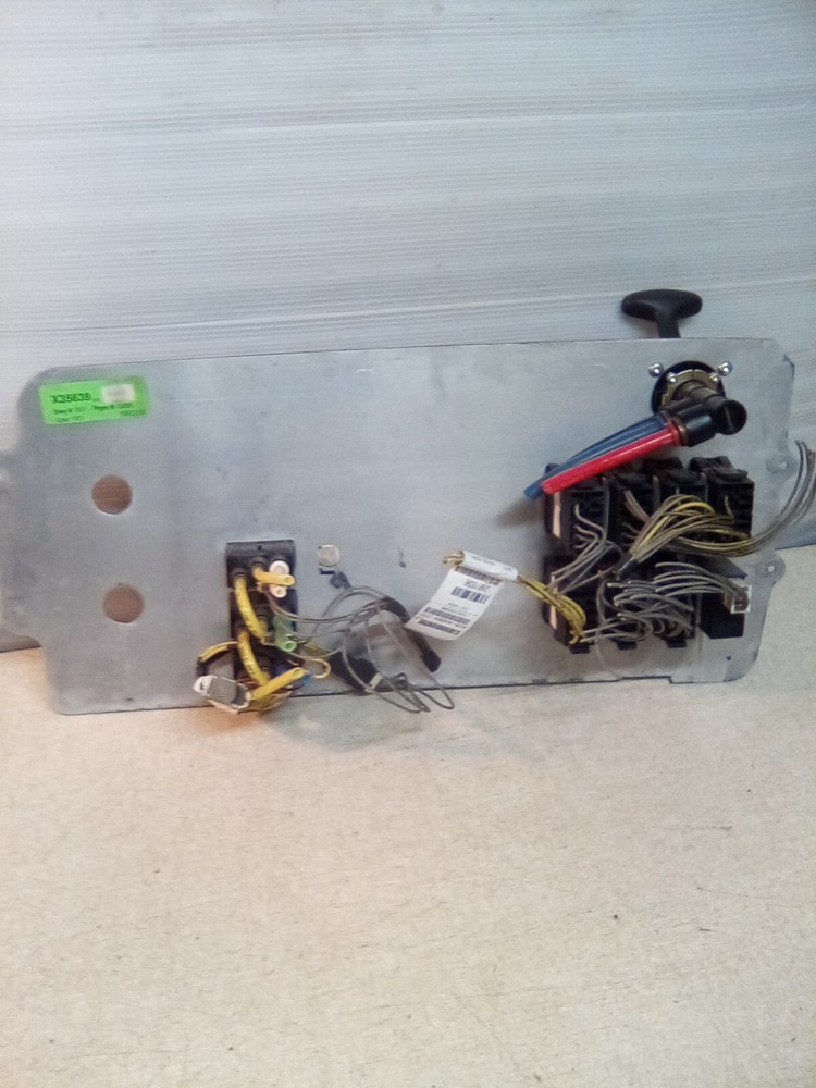 Freightliner Century Dash Switch Panel 24-00925-005