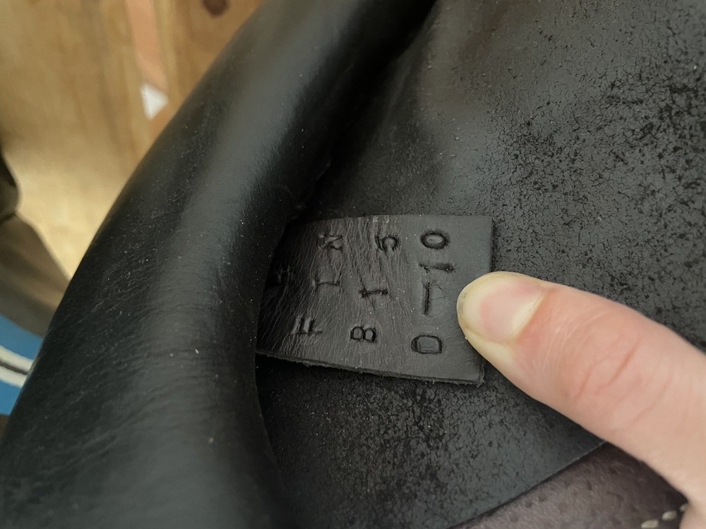 16” Voltaire Welli Jump Saddle