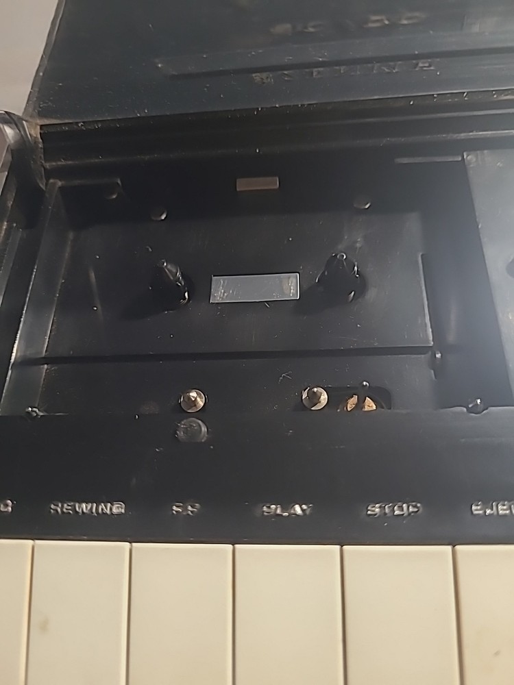 Vintage Tested - Zenith AC/DC Automatic Level Control-Off Tape Recorder - E608Y