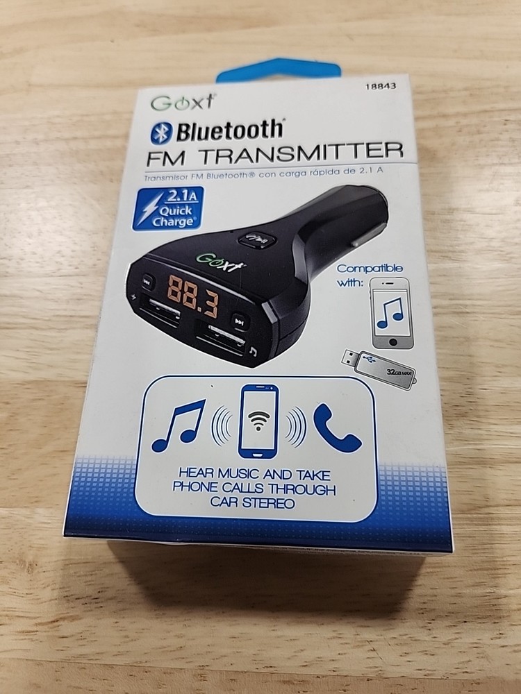 Direct Plug Bluetooth/fm Transmitter 18843 Small Fast Charge Built In Mic
