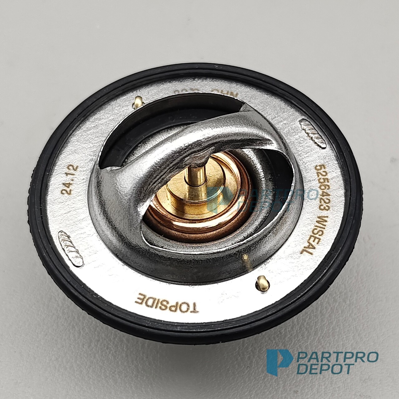 New Thermostat Fits For Cummins Engine P/N 5627589