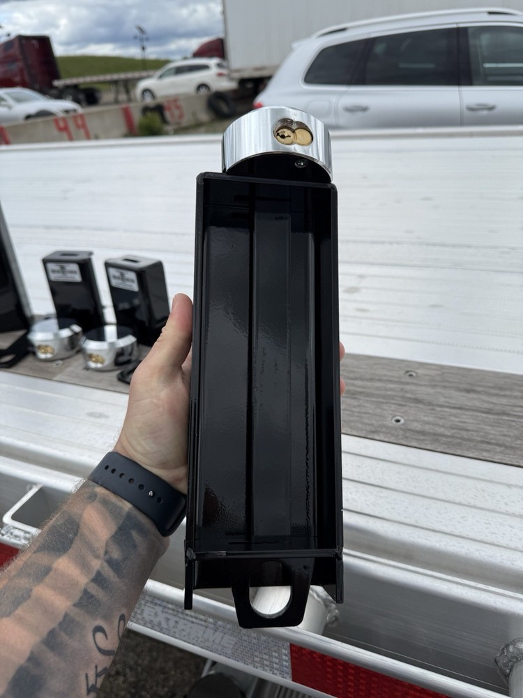 Ramps locks for step deck trailers