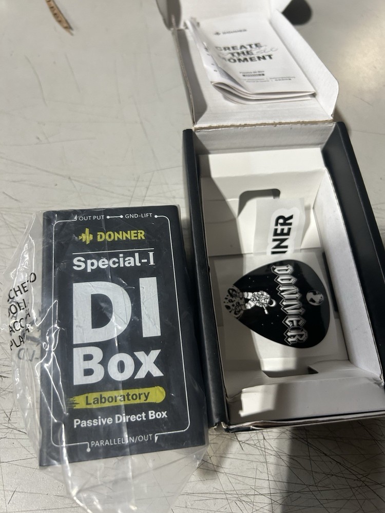 Donner Special-Ⅰ Professional High-Performance Passive DI-Box Unit Hum BLACK