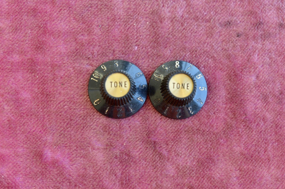 Vintage 1968 Gibson Witchhat Knobs Witch Hat Black Gold Inserts Les Paul Custom!