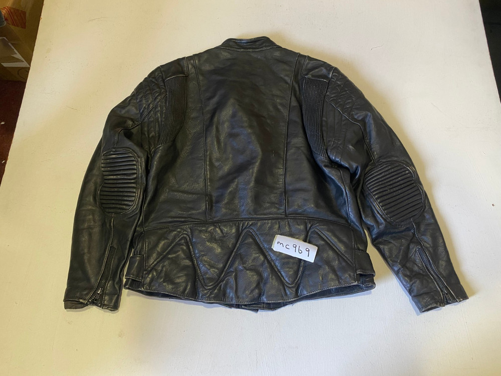 ES Motorcycle Jacket in Black Armpit/Armpit 22" (mc969)