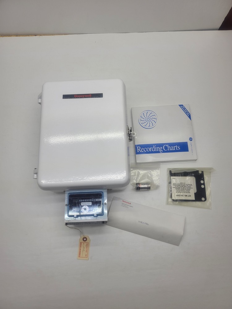 HONEYWELL CHART RECORDER  MODEL:837.    /3