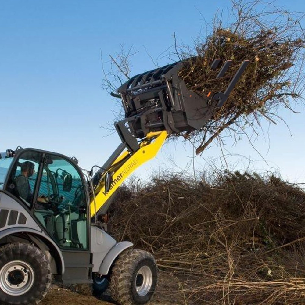 Heavy Duty 42" Pallet Fork, Clamp-On Loader/Tractor Attachment, 2500 Max Load