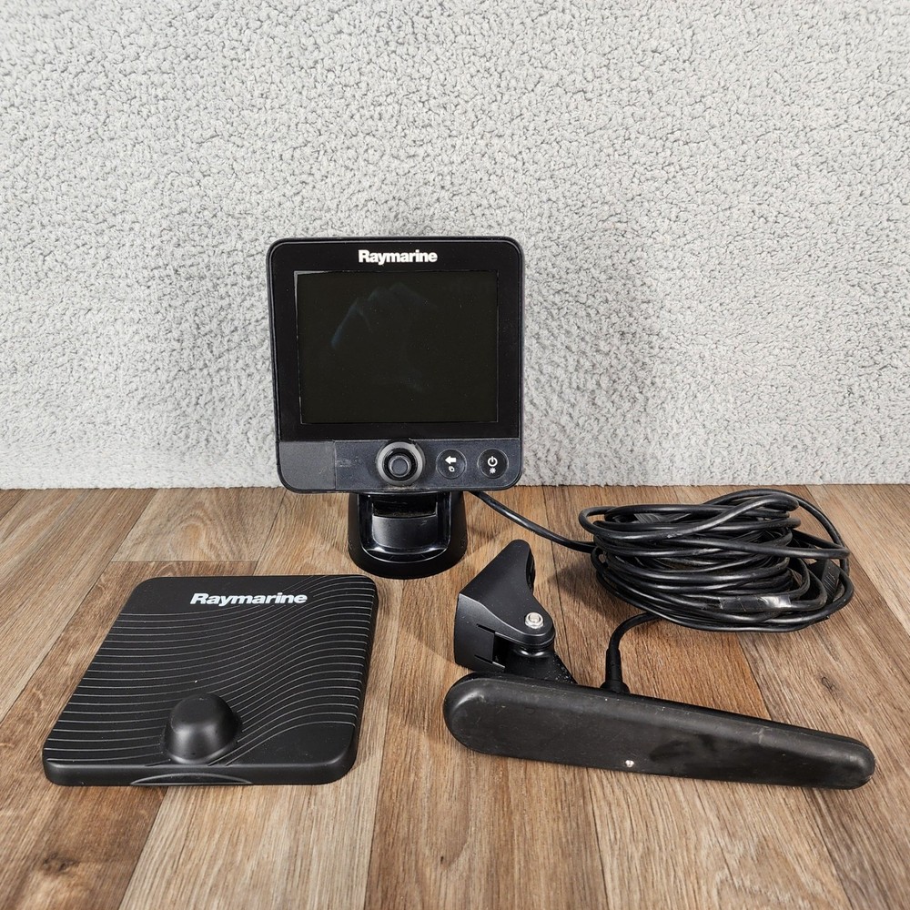 Raymarine Dragonfly 6 Fishfinder Chartplotter CHIP DownVision Transducer Mount