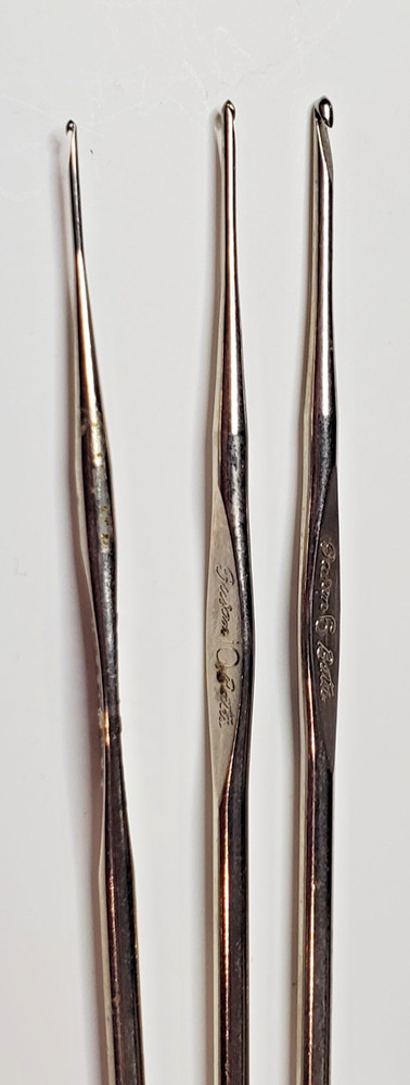7 small tip crochet hooks Milward Boyle Bates Hero