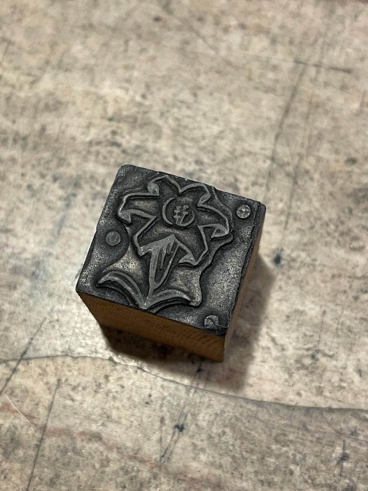 Printing Letterpress Printers Block Small Blooming Flower (1175)