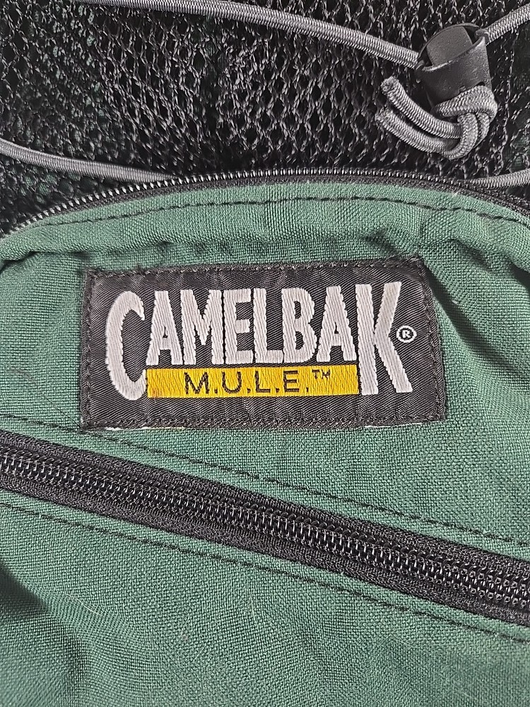 Camelbak M.U.L.E Hydration Hiking Biking Backpack Green/Black/Gray With Bladder