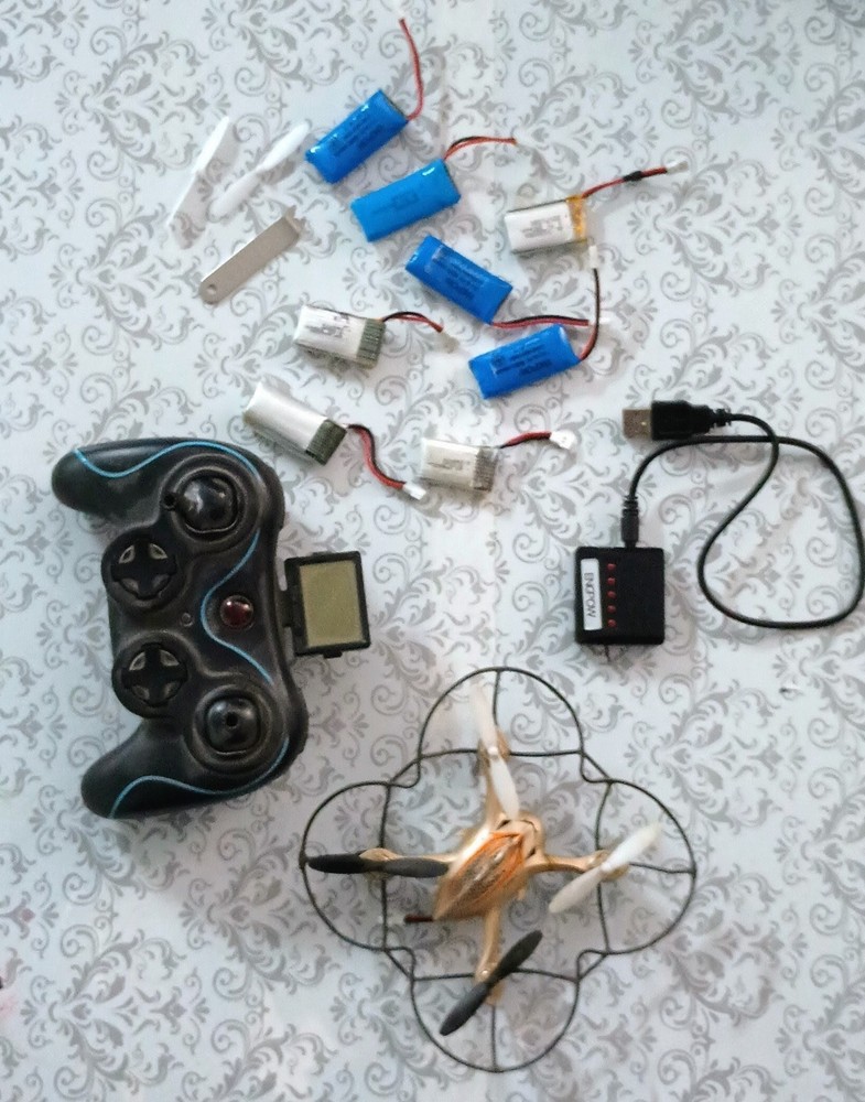 Swift Super Quadcopter Drone ... please read description