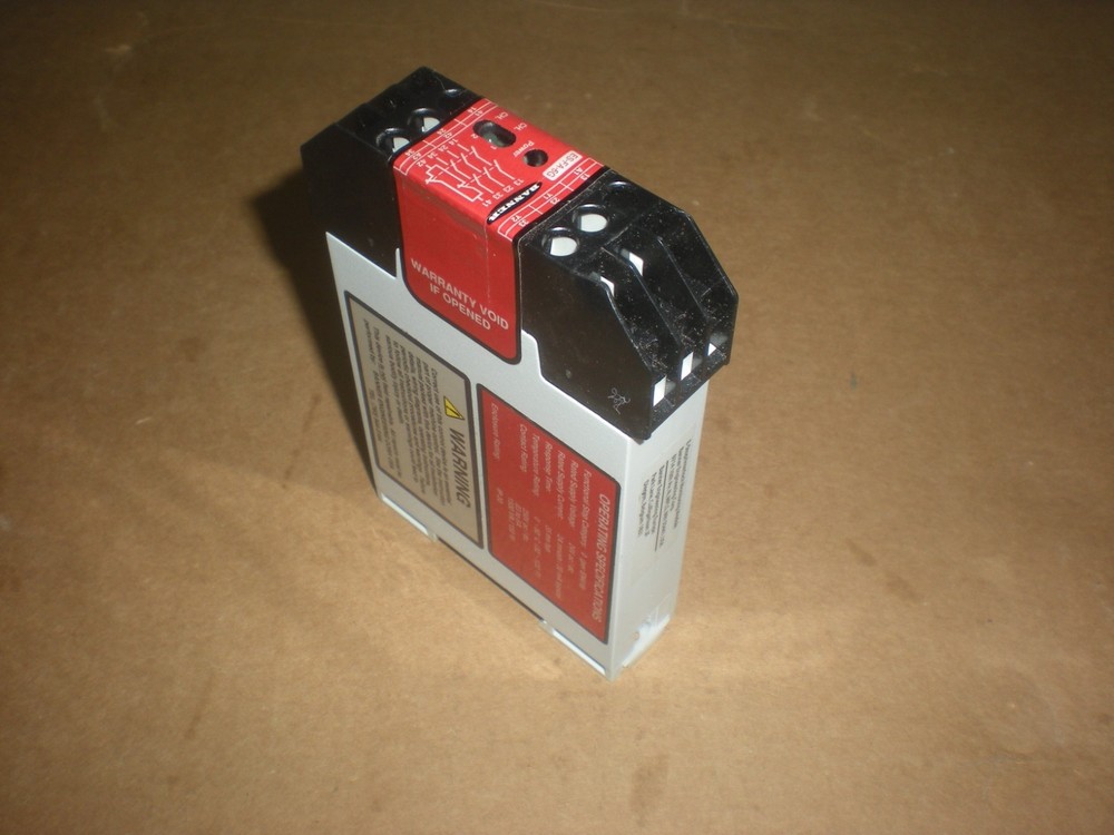 Banner Engineering ES-FA-6G Safety Relay for Emergency Stop Switch Module Unit