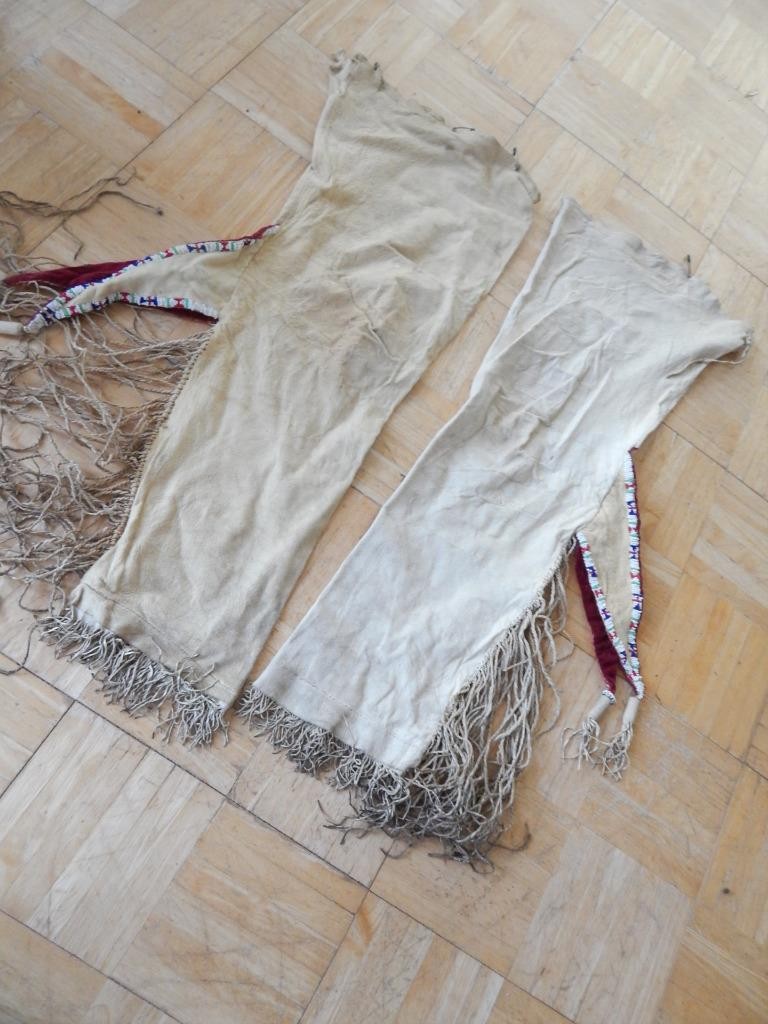 ANTIQUE COMANCHE SO. PLAINS INDIAN INDIAN BEADED HIDE LEGGINS TWISTED FRINGE