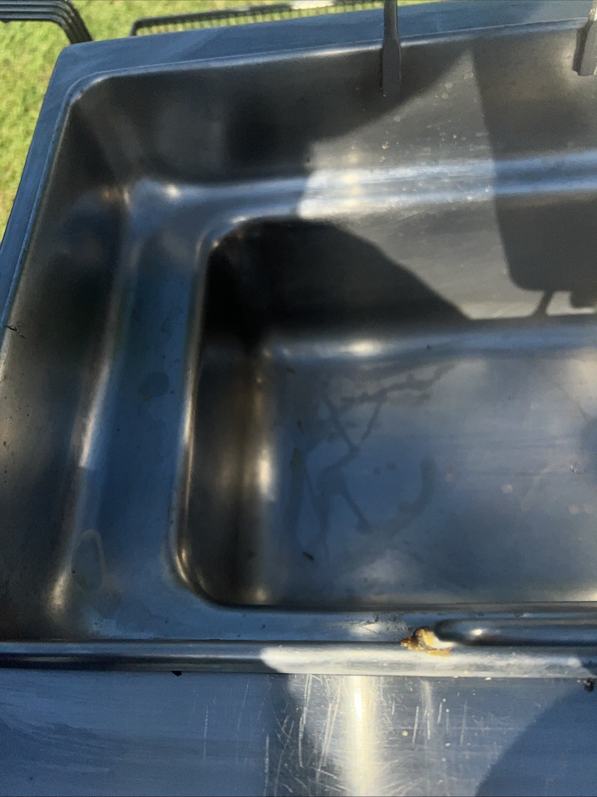 Wells F-49 Countertop 15lb Low Wattage Single Basket Electric Fryer #03