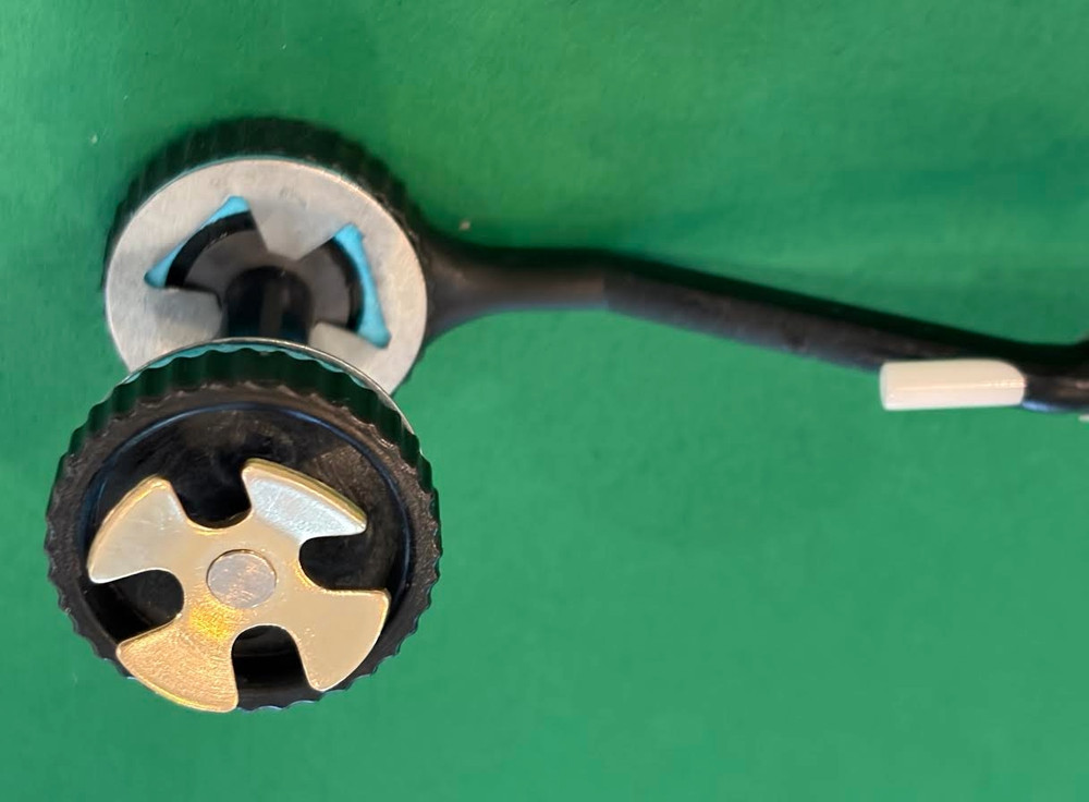 fly tying bobbin solid ceramic tube clutch disc drag.