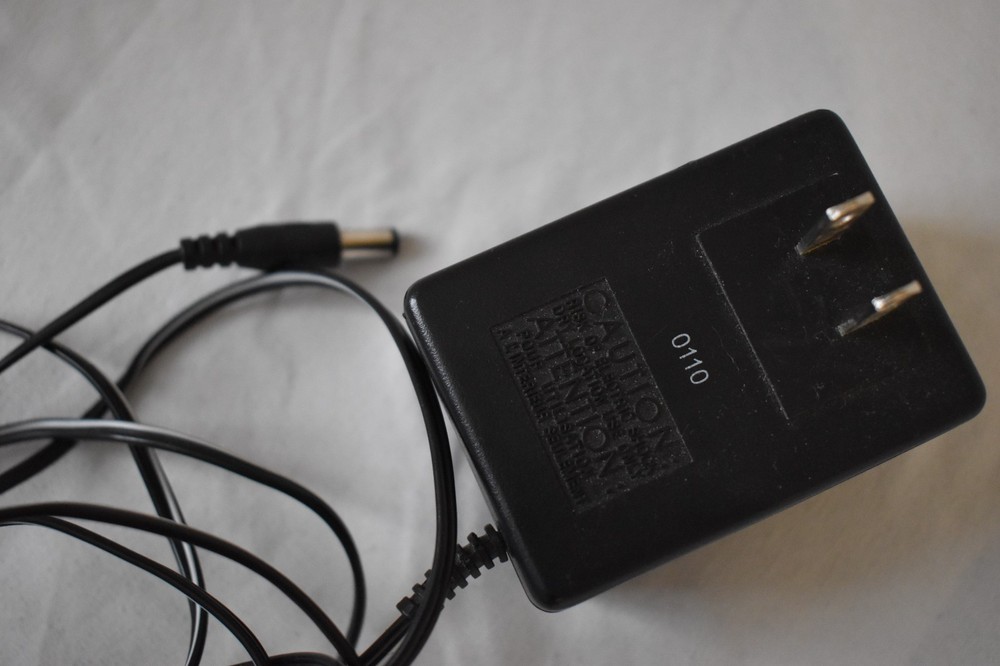 DanElectro Guitar Pedal Power Supply