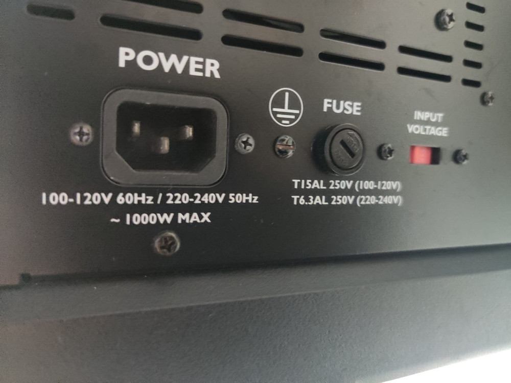 Alesis Gigamix 8FX Powered Mixer *