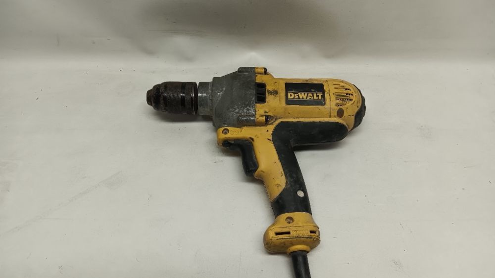 DEWALT DWD215G CORDED DRILL