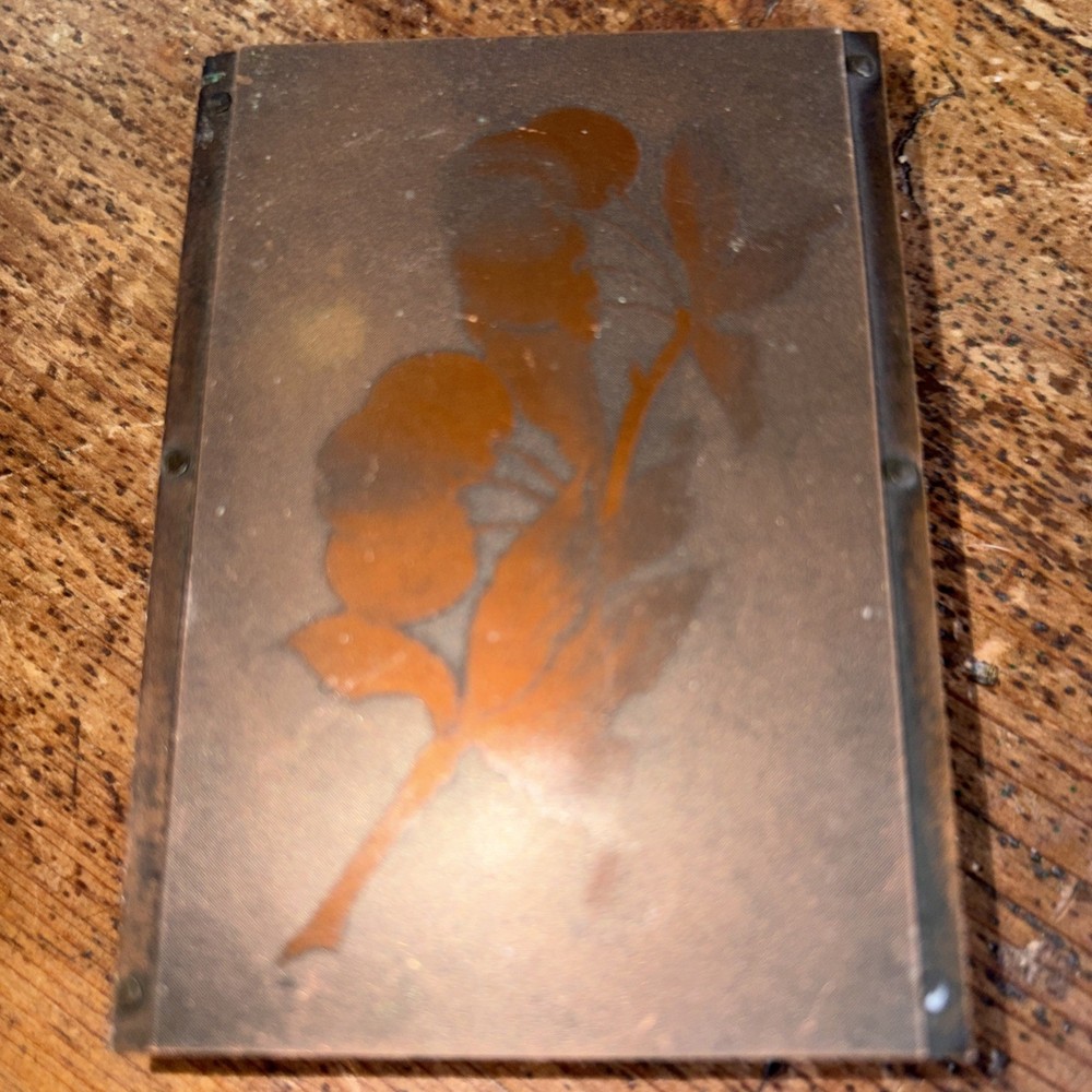Vintage Printers Block Cherry Design Measures 3.5” X 2.5”