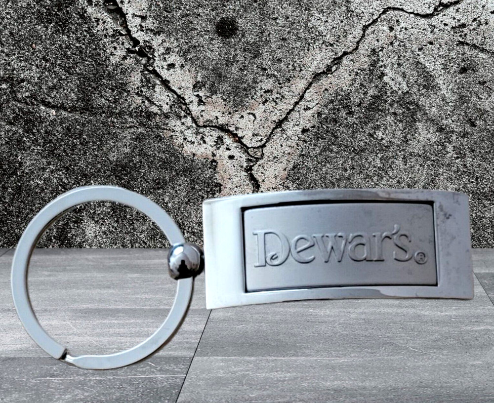 Dewars Scotch Whisky Silvertone Key Ring Vintage