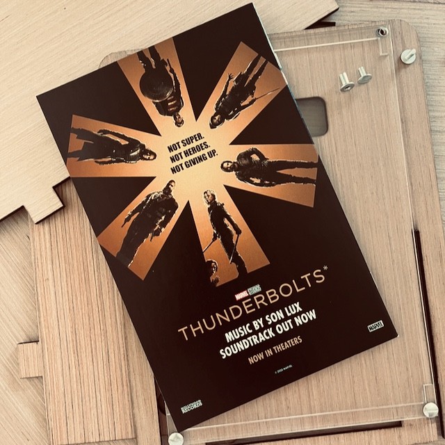 Comic Storage & Display Short Box PLUS Marvel's Fantastic Zero #33 Comic