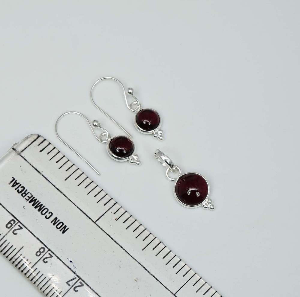925 Solid Sterling Silver Red Garnet Hook Earring Pendant Set