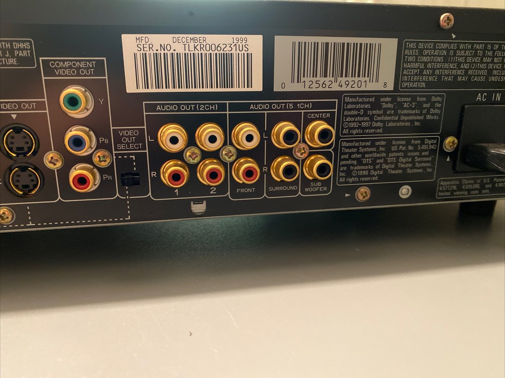 Pioneer DV-626D DVD Player with Component System Hookups