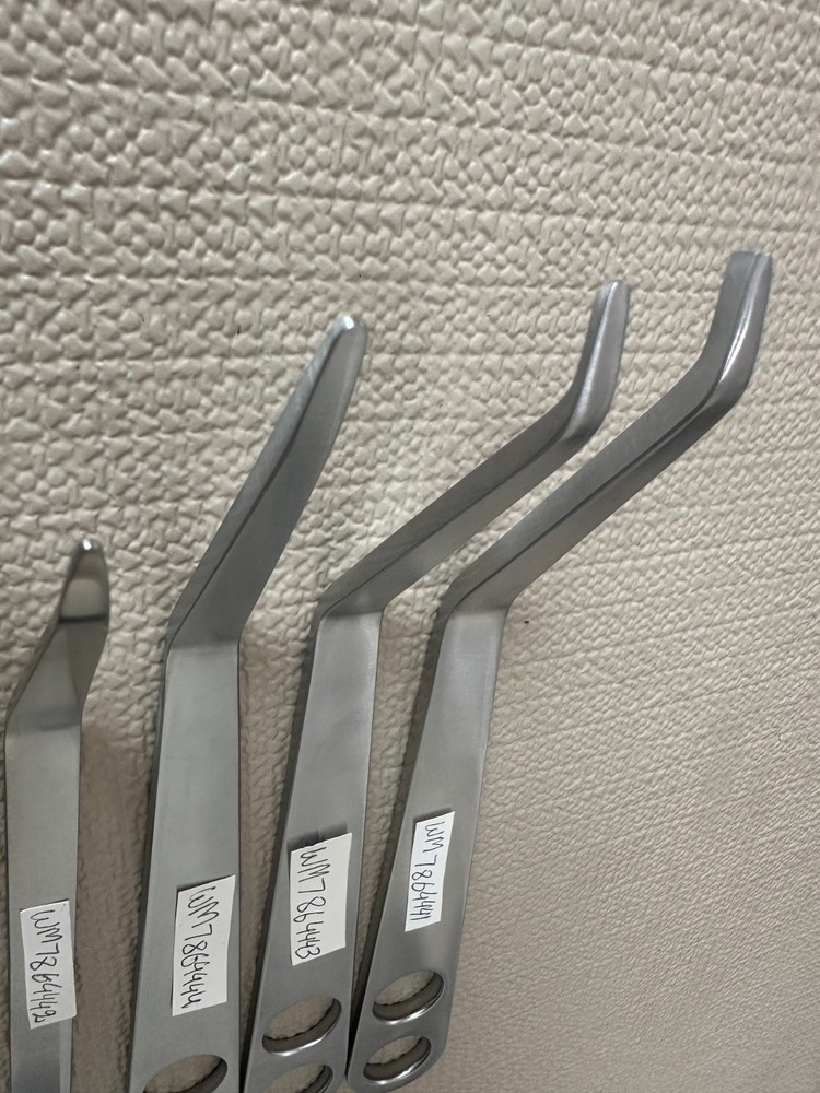 4 PCS HOHMANN KNEE RETRACTOR