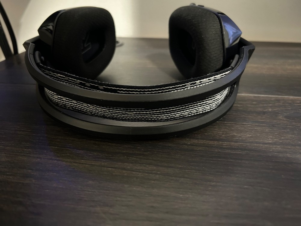 Logitech G733 LIGHTSPEED Wireless Gaming Headset LIGHTSYNC RGB