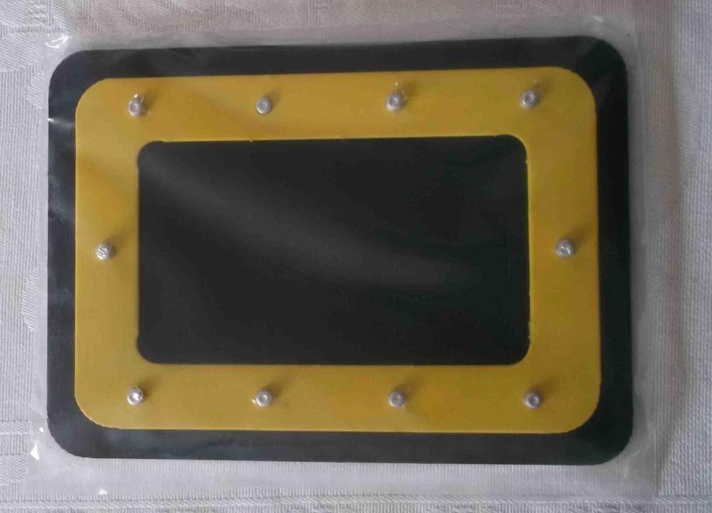 Motorcycle kick stand - paddock plate - Yellow & Black