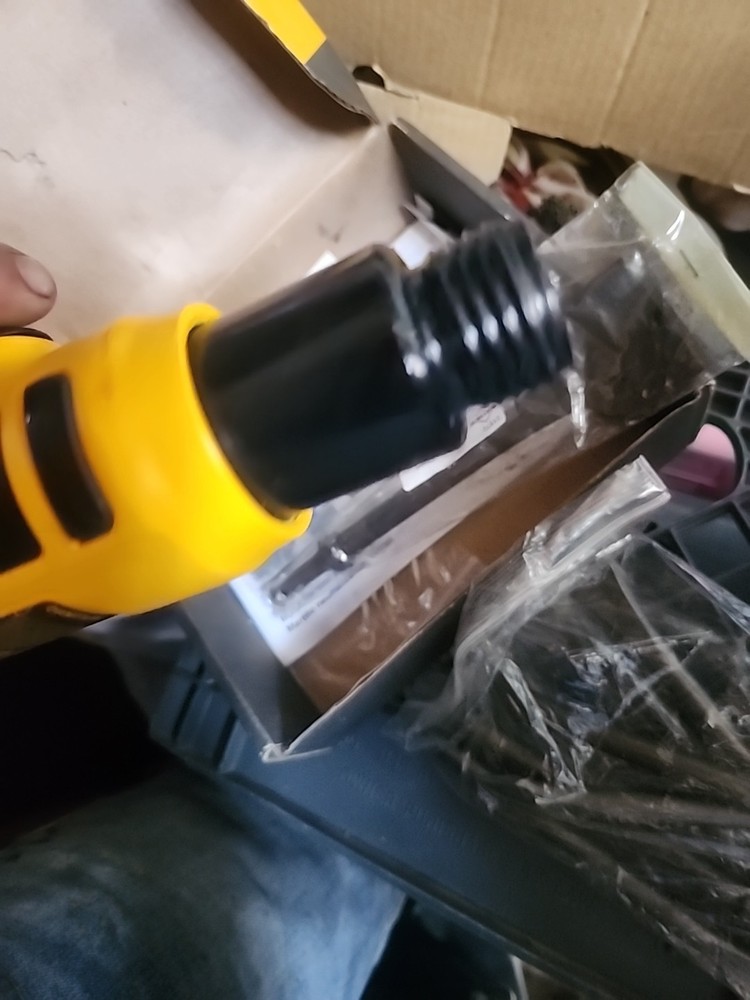 DEWALT DWMT70785 Pnuematic Air Chisel Hammer