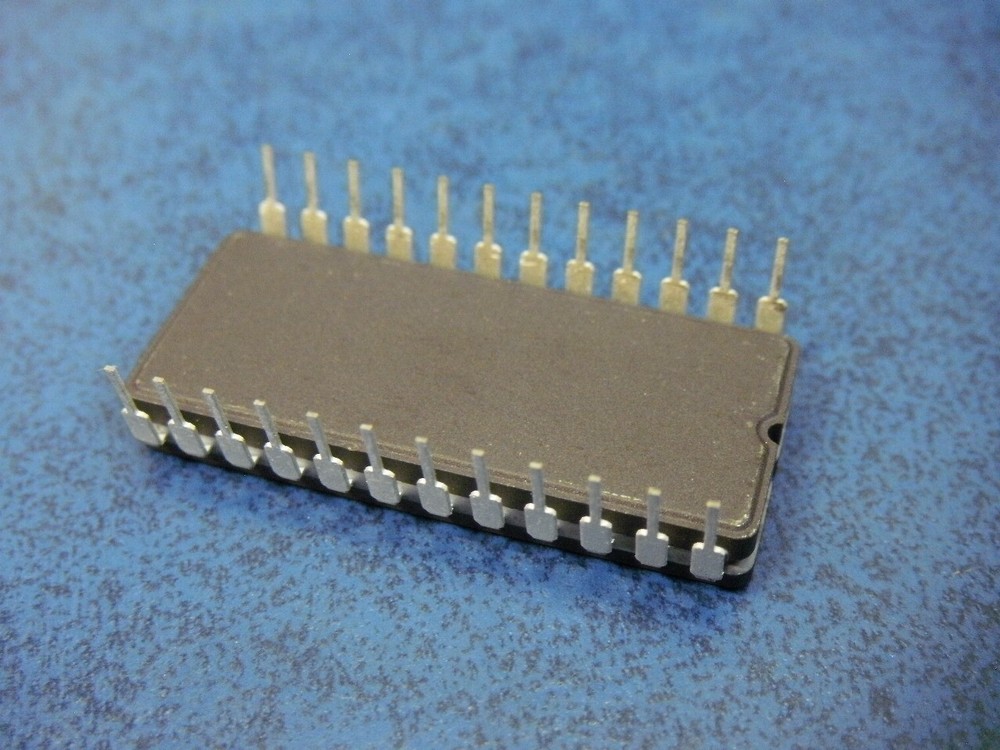 ST Micro M2716F1 IC Memory Chip EPROM 2Kx8