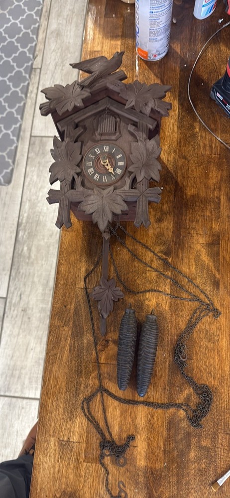 Vintage 1960s BLACK FOREST CUCKOO CLOCK