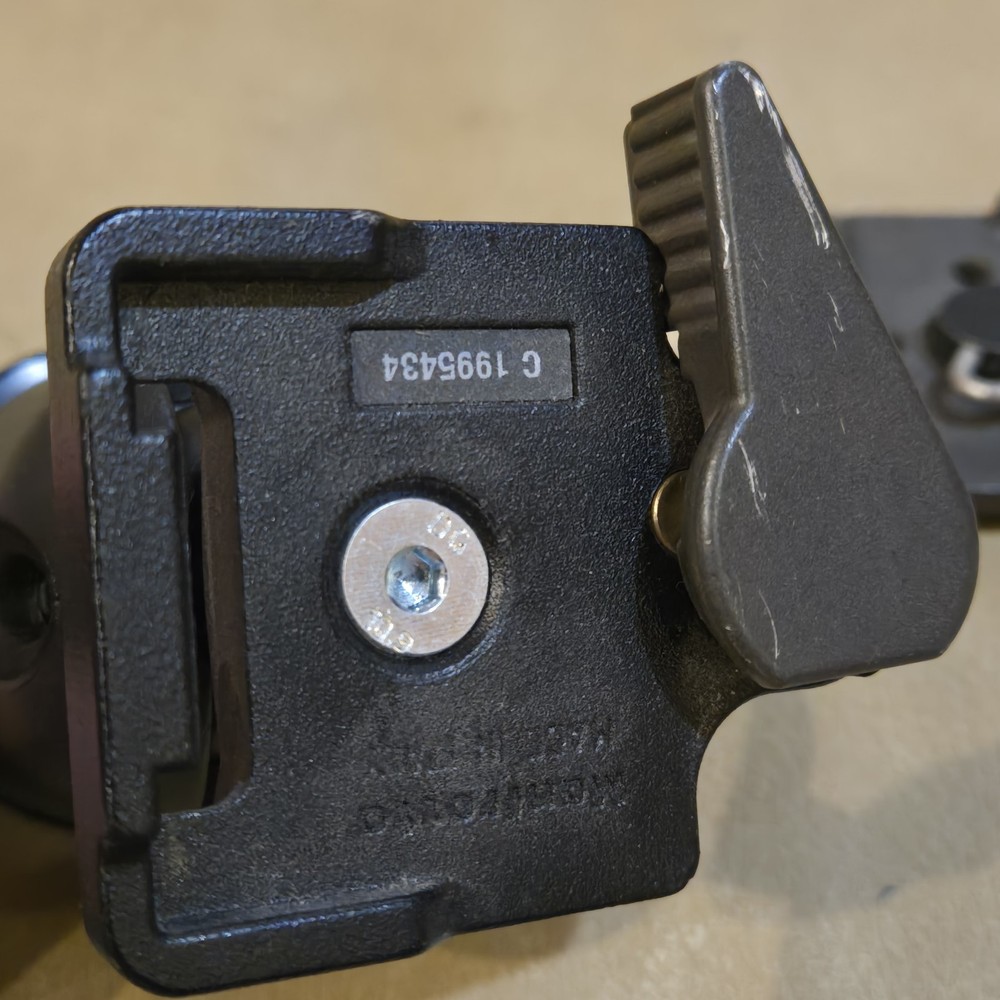 Manfrotto 496RC2 Compact Ball Head with Quick Release Plate