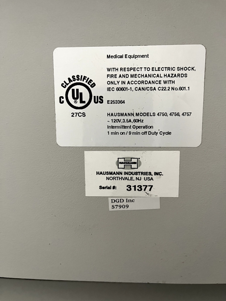 Hausmann Treatment Table Model 4750 With Foot Control S7909