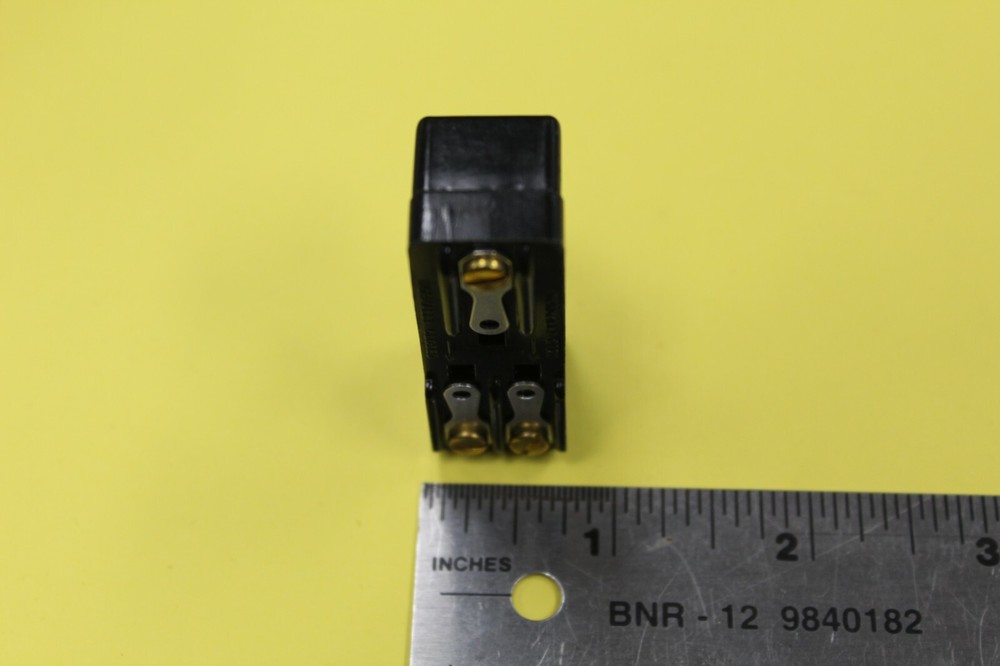 Unimax 2HBD-1 Button Actuator Momentary Switch Normally Open/Closed Connections