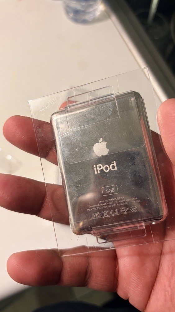 ipod nano 3rd generation 8gb