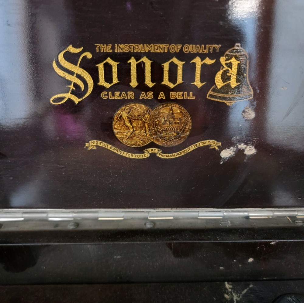 Antique Sonora Hand Crank Phonograph Minuet, Dated 07/1919