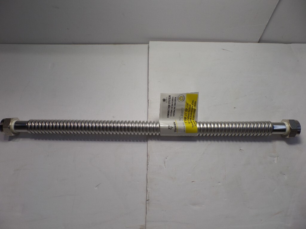 SHARKBITE CWSC101024 1"FIP X 1"FIP X 24" CORRUGATED SST WATER SOFTENER CONNECTOR